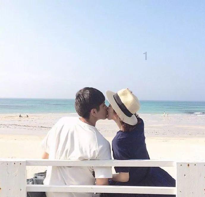 如果你们班级里好几个男同学联合起来踢你和欺负你，你会怎么办？